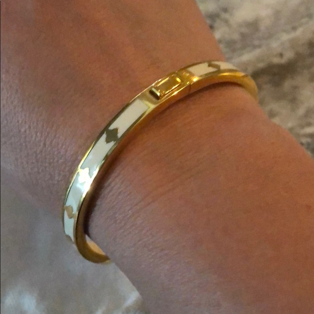 Gold bracelet w detailing (see pics)